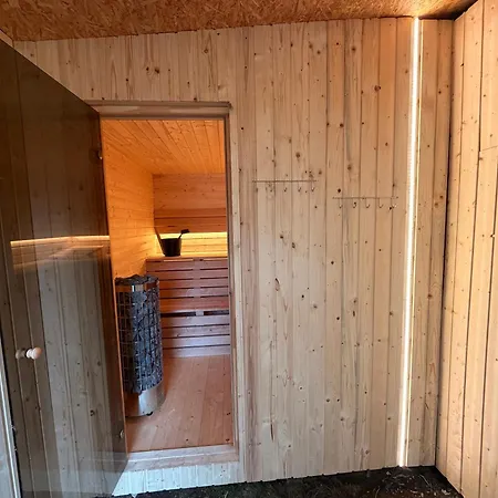 Relax Lipno 1 U Plaze Windy Point Dom wakacyjny *